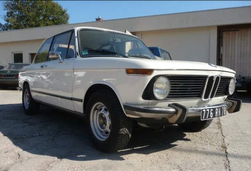 BMW 1502.jpg