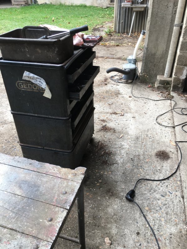 Outillage_servante.JPG